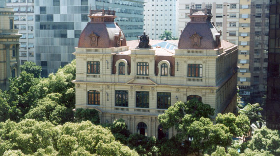 CCJF homenageia franquia de ficção científica e promove debate relacionando trechos da saga com conceitos de Direito