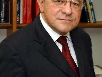 STJ comunica o falecimento do ministro aposentado Paulo Medina, ocorrido neste sábado (3), em Belo Horizonte (MG)