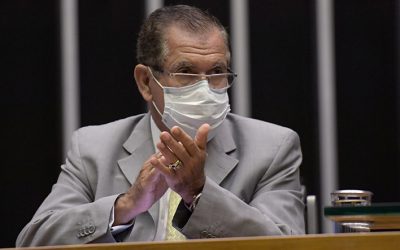 Em sessão na Câmara dos Deputados em homenagem aos 62 anos de Brasília, presidente do STJ recebe medalha por serviços prestados à capital federal