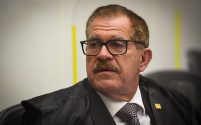 STJ derruba decisão que exigia volta do licenciamento de veículos em papel moeda