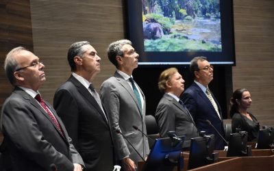 TRF2 presta homenagem aos presidentes do STF e do TJ-ES com a Medalha do Mérito Judiciário