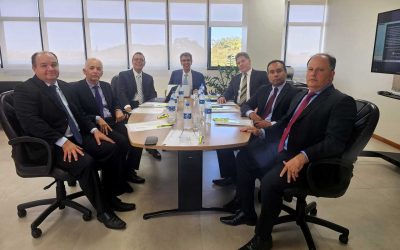Presidente do TRF2 e do Fojures reúne-se com grupo operacional do fórum na SJES