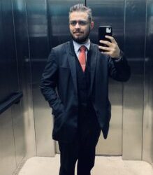 O Martelo de Nietzsche como Hermenêutica Jurídica?