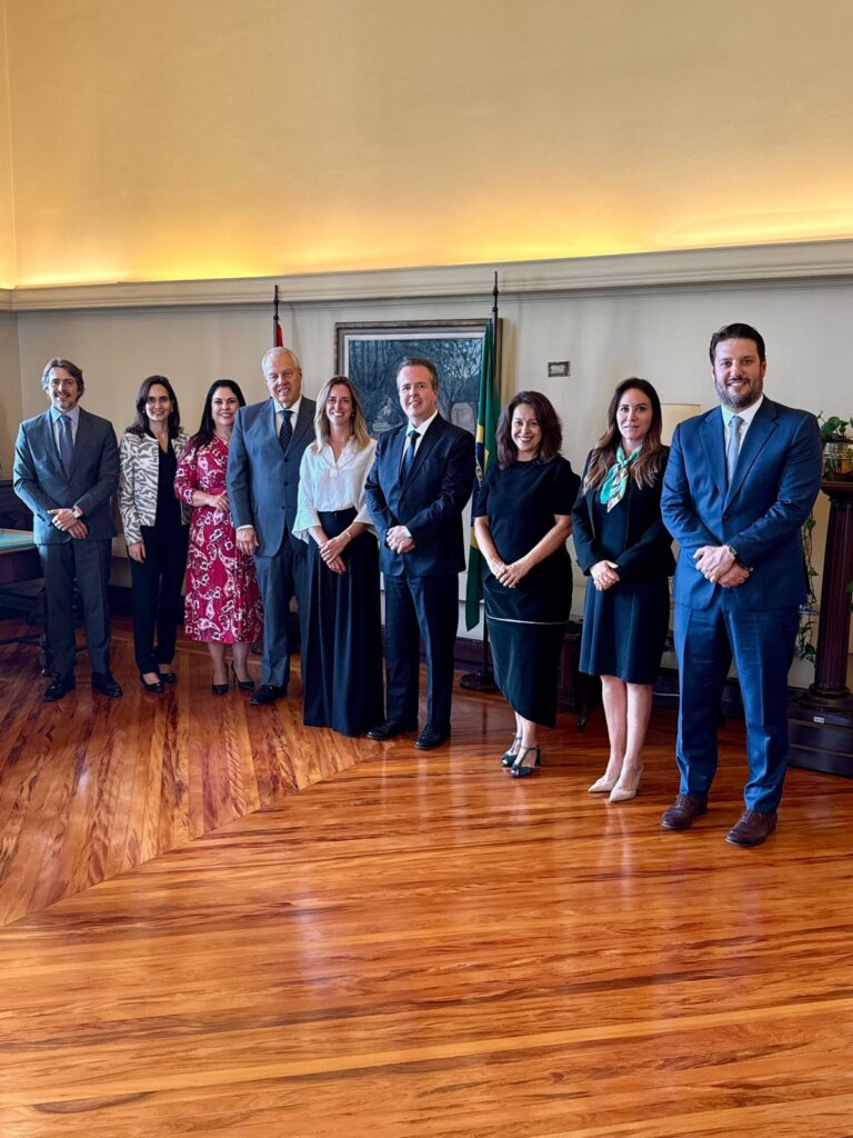 AASP re&uacute;ne-se com Presidentes das Se&ccedil;&otilde;es de Direito P&uacute;blico e Privado do TJSP  